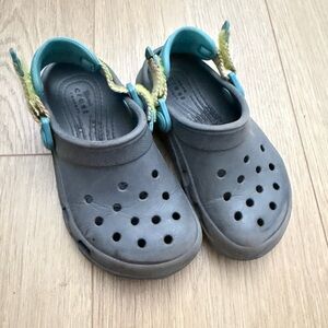 Kids Gray Clog Sandals with Teal Trim - crocs